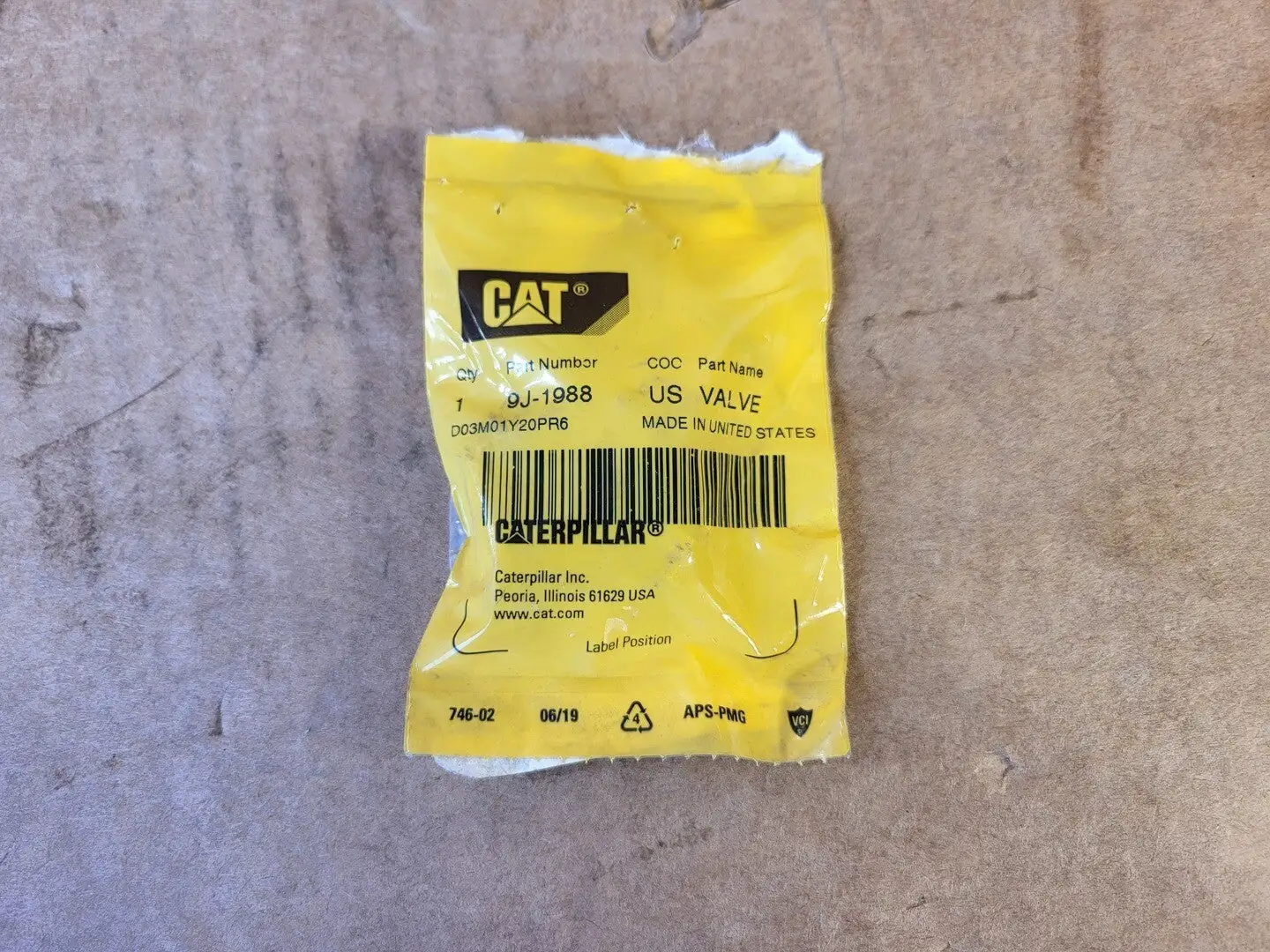 NEW CATERPILLAR 9J-1988