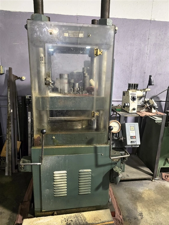 Used M & N 100 TON Hobbing Presses New York US | Barbarotto Int'l Sales Corp #1333353
