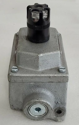 NEW CROUSE HINDS EFSC21524