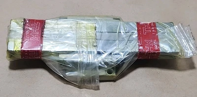 NEW THK HRW27CA1UU+180L