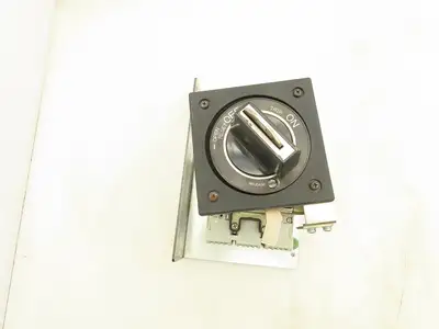 Fuji Electric BW50KAGU Circuit Breaker W/Rotary Disconnect Switch 20A 3 Pole
