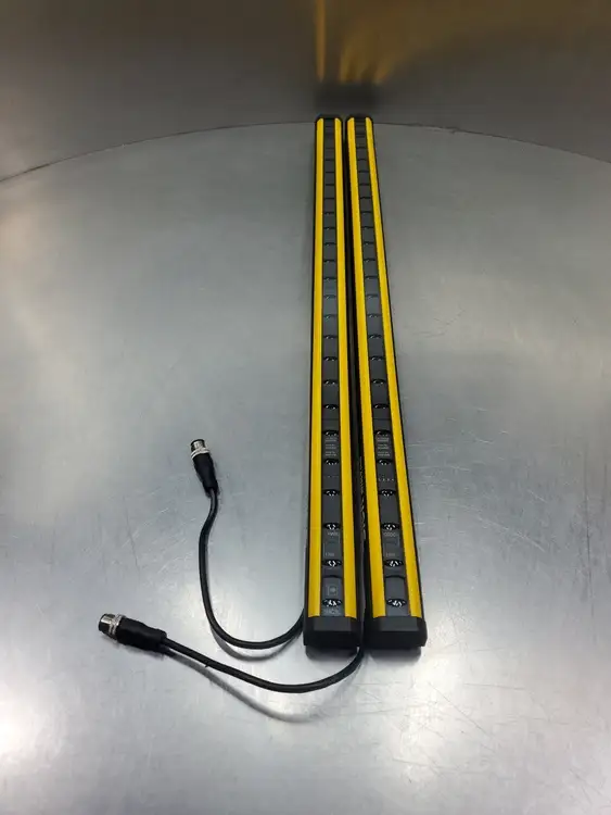 Used SICK C4C-EA06030A10000/C4C-SA06030A10000 Safety Light Curtain Set Light Curtains & Grids South Carolina US | Palmetto Automation #1158069