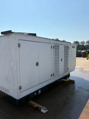 USED 2015 OLYMPIAN G250LG4