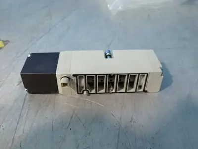 Used AVENTICS 122BA400M000061 Solenoid Valves Ohio US | HGR 24 #1085052