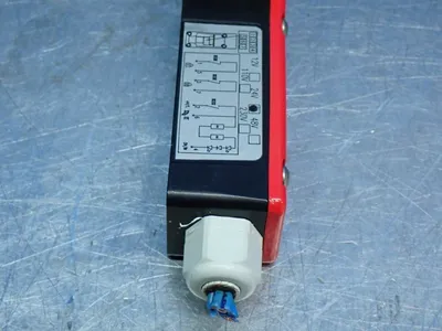Used FORTRESS INTERLOCKS ATHSTOP024X003 Relays & Switches | HGR 24 #739175