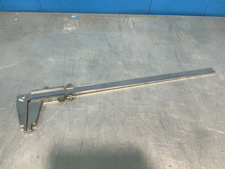 Used MITUTOYO _UNKNOWN_ Vernier Calipers Ohio US | HGR 24 #1263323