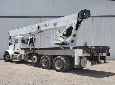 Peterbilt 365 Truck with Altec AC38-127S Crane