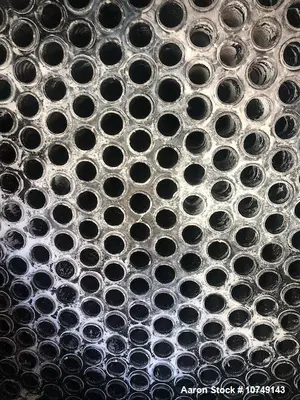 Used – Southern Heat Exchanger 1220 sq. ft. Vertical Shell & Tube Heat Exchanger