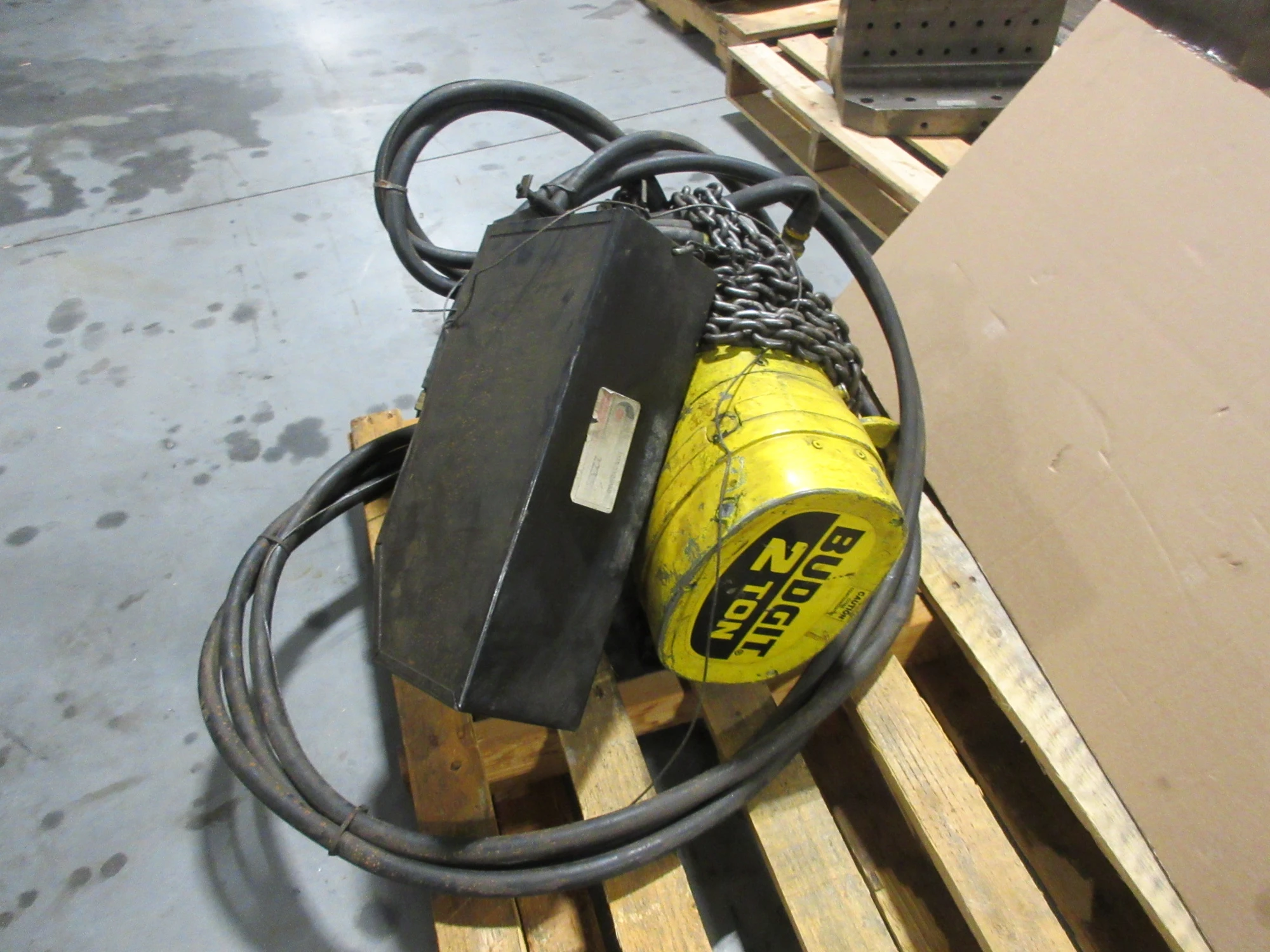 Used BUDGIT BAH0215 Hoists (All Types) Minnesota US | Machinesused.com #1318237