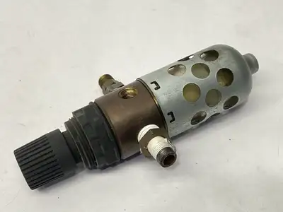 USED WILKERSON PNEUMATIC FILTER REGULATOR