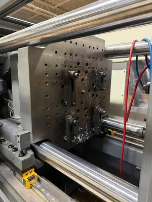 2019 Shibaura Machine EC250SXIIV70-U48-8A HORIZONTAL INJECTION MOULDING MACHINES | INJECTION DEPOT GROUP (3)