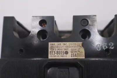 ITE CIRCUIT BREAKER EE3B015 15 AMP 3 POLE 240 VAC 125/250 VDC STOCK B-618