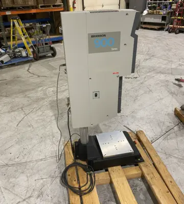 Used BRANSON Integrated Ultrasonic Welder 200/245VAC Input 14A Ultrasonic Welders Michigan US | Maverick Industrial Sales #1398026