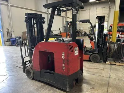 Used RAYMOND 425C40TT Misc Forklifts Illinois US | Somerset Equipment Sales #1542839