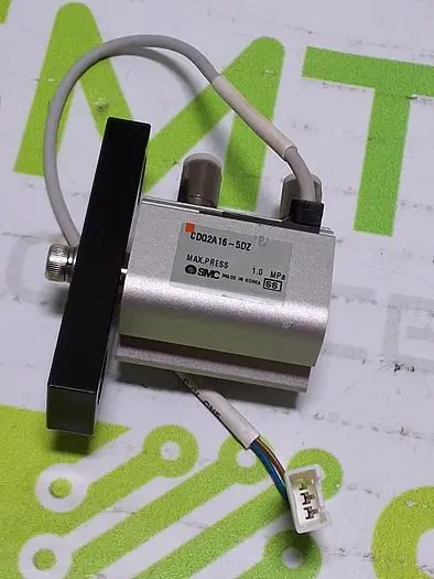 SMC CDQ2A16-5DZ COMPACT CYLINDER