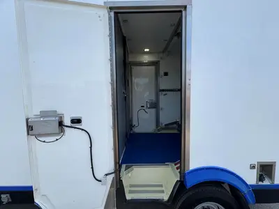 Used 2023 FORD E-350 Reefer Trucks Florida US | Truck and Van Outlet #1509231