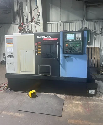 2012 DOOSAN LYNX 220LC CNC Lathes | Tight Tolerance Machinery (1)