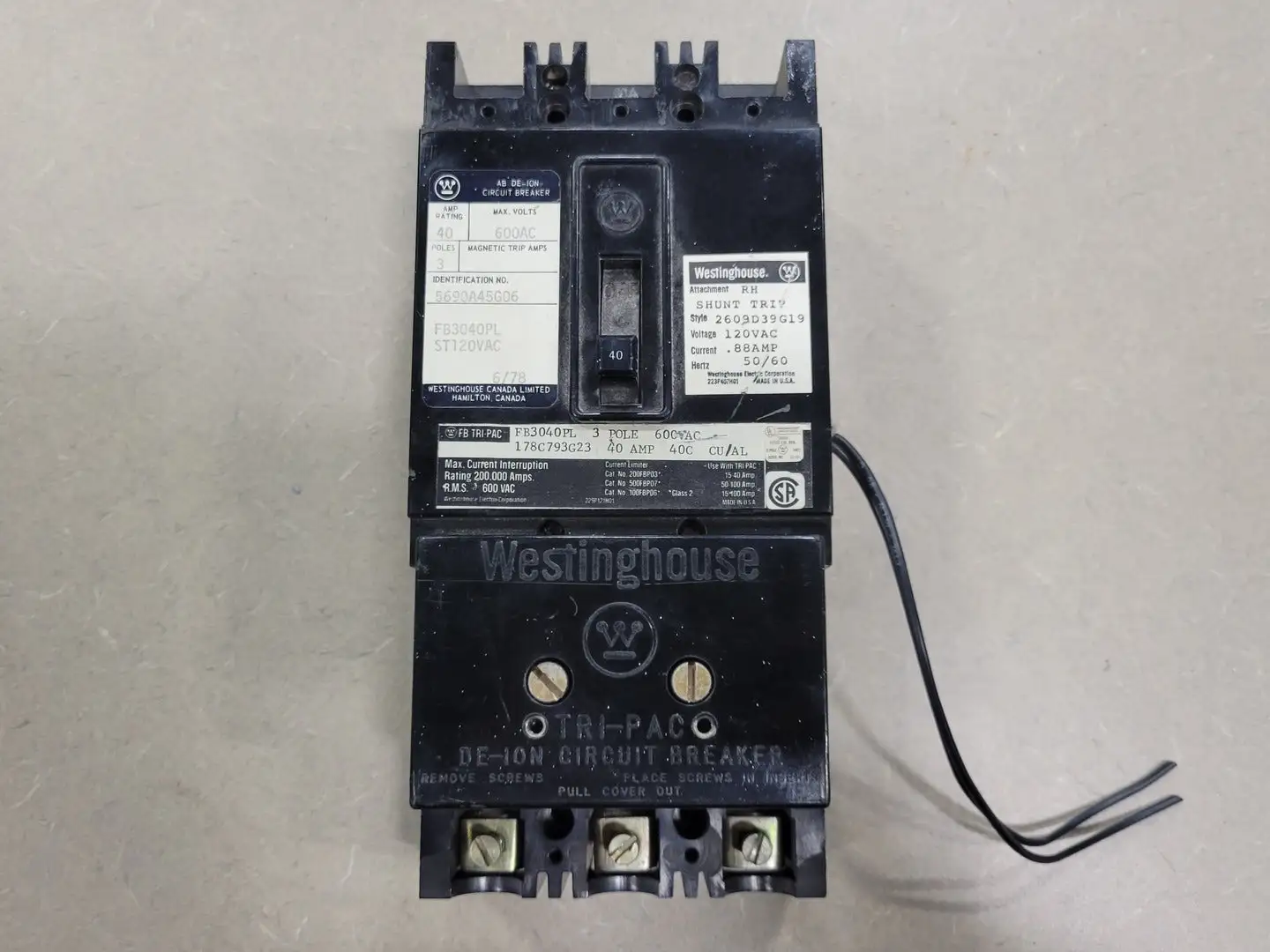 Used WESTINGHOUSE FB3040PL Switchgears British Columbia CA | Lenmark #240936