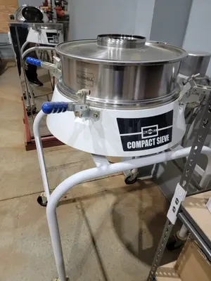 USED 2020 RUSSELL FINEX COMPACT 600