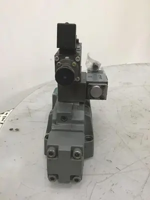 USED REXROTH 4WRZ25W3-325-50/6A24N9EK4/D3MR