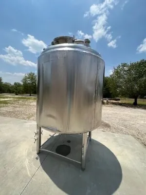 FELDMEIER 1000 Gallon Mix Tanks | Envoy Equipment LLC (1)