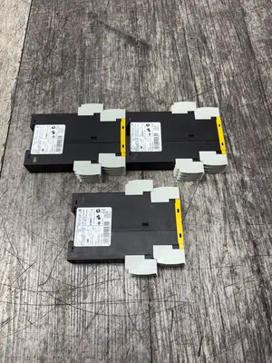 SIEMENS 3TK2821-2CB30 Electrical/PLC/Automation | ESS Industrial Equipment Sales (7)