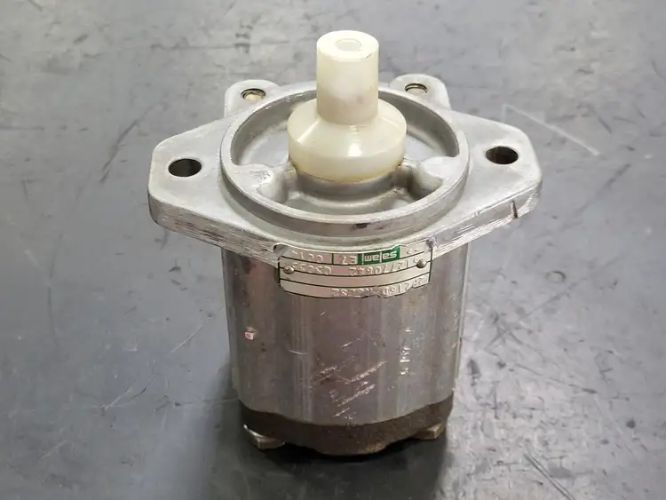 Used SALAMI 2PZ16D-R82S2 Parts (Hydraulics and Pneumatics) British Columbia CA | Lenmark #265134