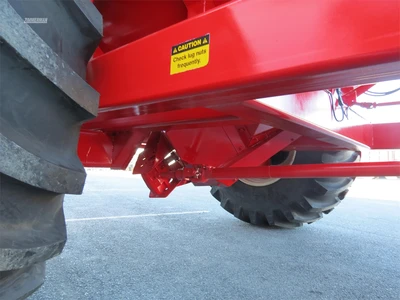 New | in-Stock 2024 E-Z TRAIL 1020 Grain Carts Pennsylvania US | Zimmerman Farm Service #1541603