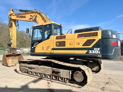 USED 2018 Hyundai HX330L
