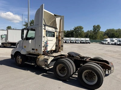 Used 2006 VOLVO VNM Conventional trucks Indiana US | Miedema Asset Management Group #1414501
