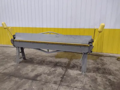 8' X 18 GAUGE CHICAGO MODEL #818 MANUAL APRON BENDING BRAKE: YOBRO #24387