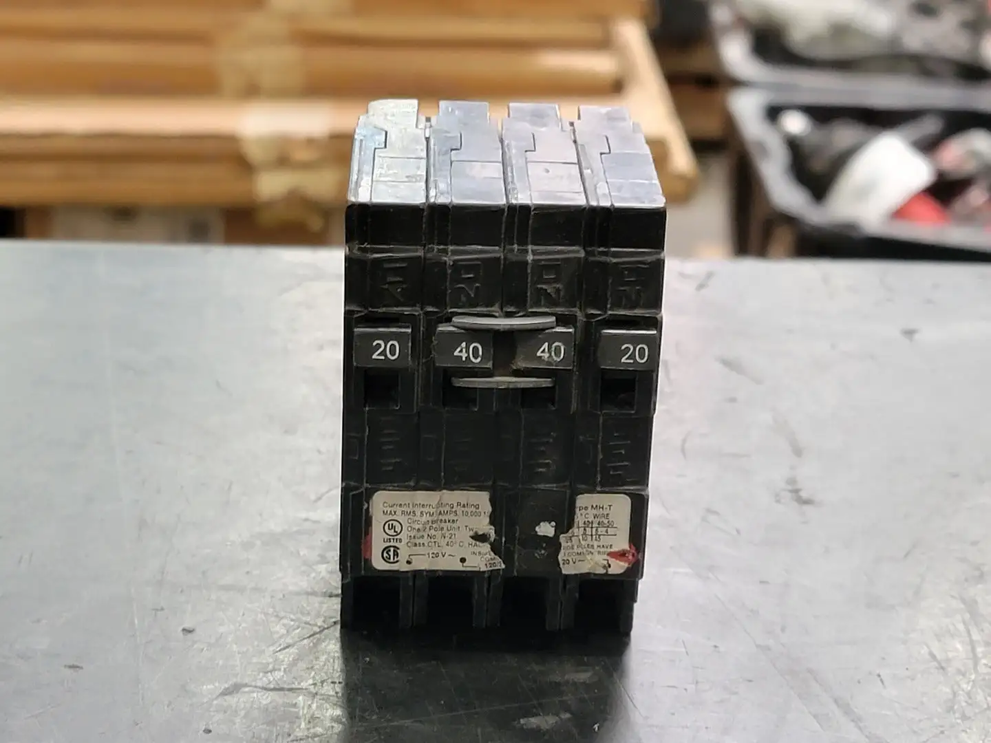 Used MURRAY MP24020 Switchgears British Columbia CA | Lenmark #241620
