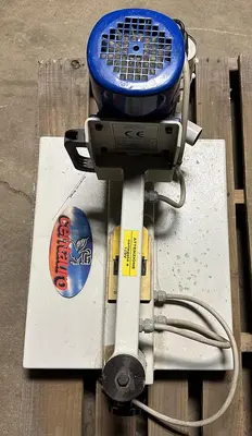 USED 2004 CENTAURO AG-125