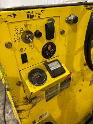 Used CUSHMAN 898361 Maintenance Carts Ohio US | Yoder Brothers machinery #397489