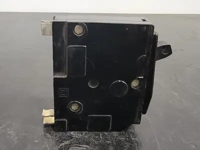 USED SQUARE D QO140