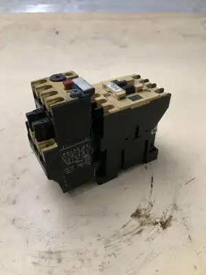 Allen-Bradley 100-A09ND3 Series B Contactor / Reversing Starter 9A 600V