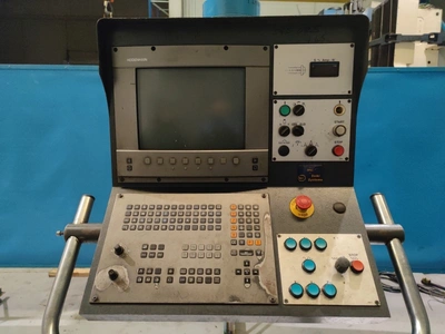 CORREA Bed Type Mill, very good working condition, VIDEO