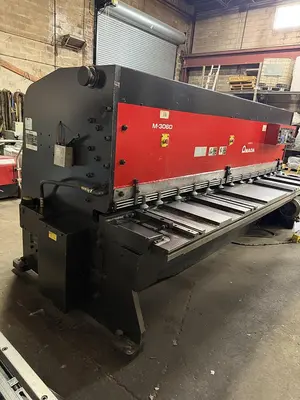 USED 2003 AMADA M3060
