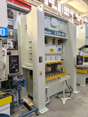 USED 2005 KOMATSU PRESSES KOMATSU E2W110 PRESS