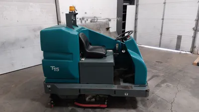 2009 TENNANT T15 FLOOR SCRUBBERS | Platinum Group (4)