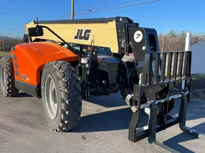 New | in-Stock 2023 JLG 742 Telehandlers New York US | United Lift #1446462