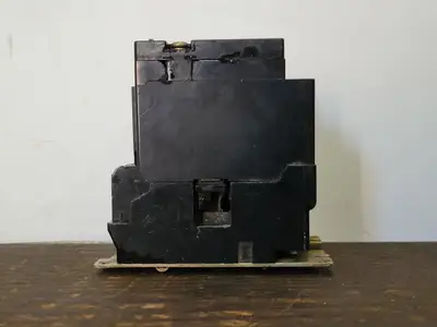 USED SQUARE D 8903SM01