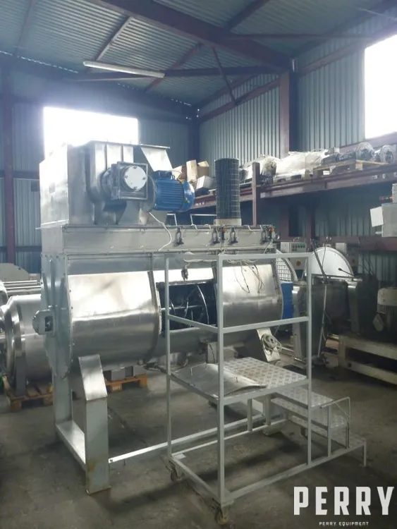 CONSUMASZ M-01 Mixer Powder Ribbon | Perry Equipment