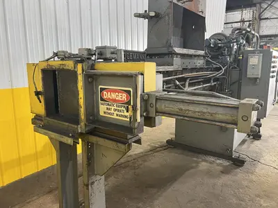 12" X 12" LOGEMAN MODEL 1212 HYDRAULIC SCRAP BALER COMPRESSOR