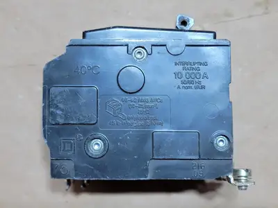 USED SQUARE D QO335