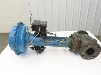 Neles-Jamesbury G110LGC32QC8Y 3" ANSI Globe Valve with Pneumatic Positioner