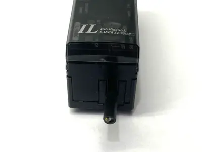 USED KEYENCE ANALOG LASER SENSOR AMPLIFIER MAIN UNIT CUT CORD