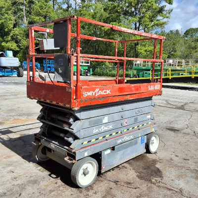 USED 2014 Skyjack SJ4632