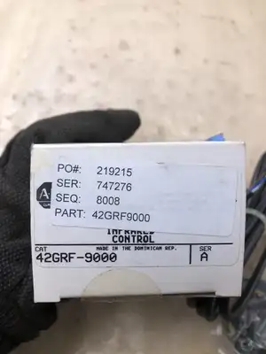 Allen Bradley 42GRF-9000 Photoswitch Photoelectric Sensor 10-40VDC NIB