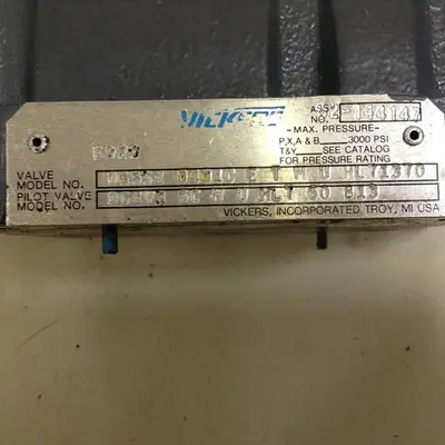 USED VICKERS DG4V-3-6C-M-U-HL7-60-B13